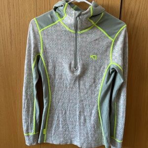 KARI TRAA Baselayer Half Zip with Hood, 100% wool. Excellent condition